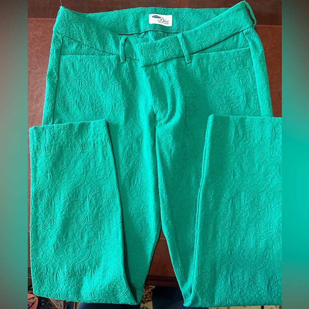 Old Navy Green Embossed Straight-Leg Pants